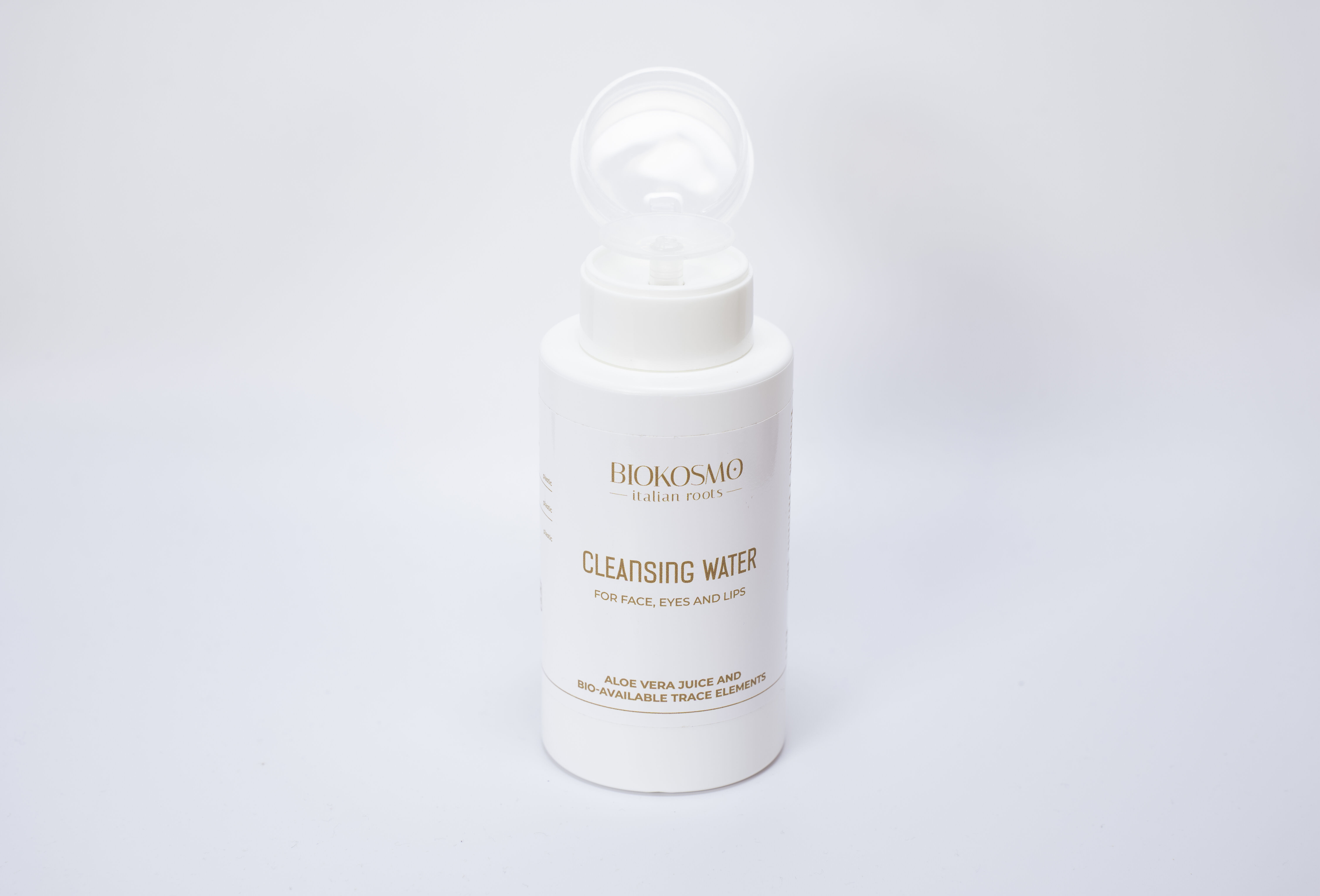 EAU DÉMAQUILLANTE VISAGE, YEUX, LÈVRES