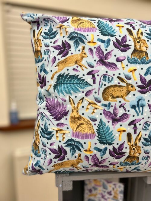 Hare 16 Inch Woodland Cushion Cover