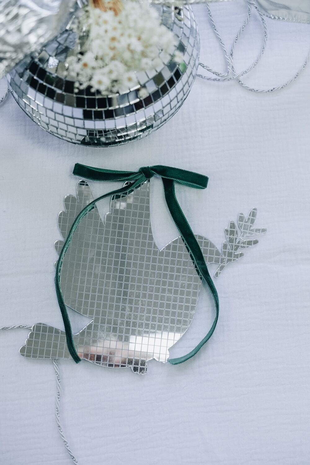 Die facettierte Taube