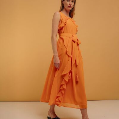Long dress with pleats and ruffles