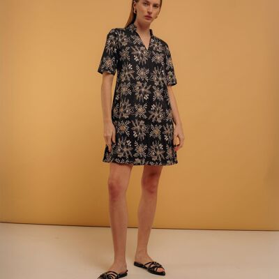 Short flared dress with embroidery
