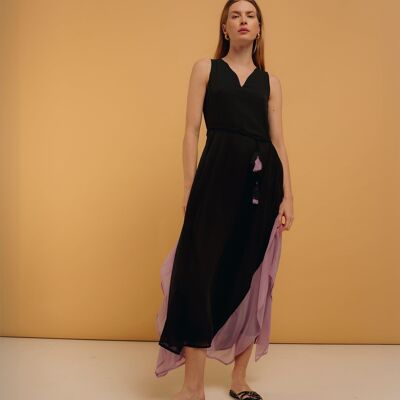 Long dress with contrast ruffles