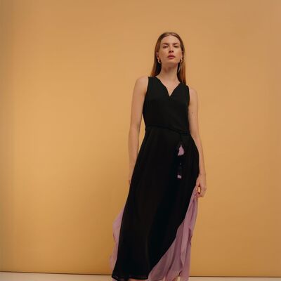 Long dress with contrast ruffles