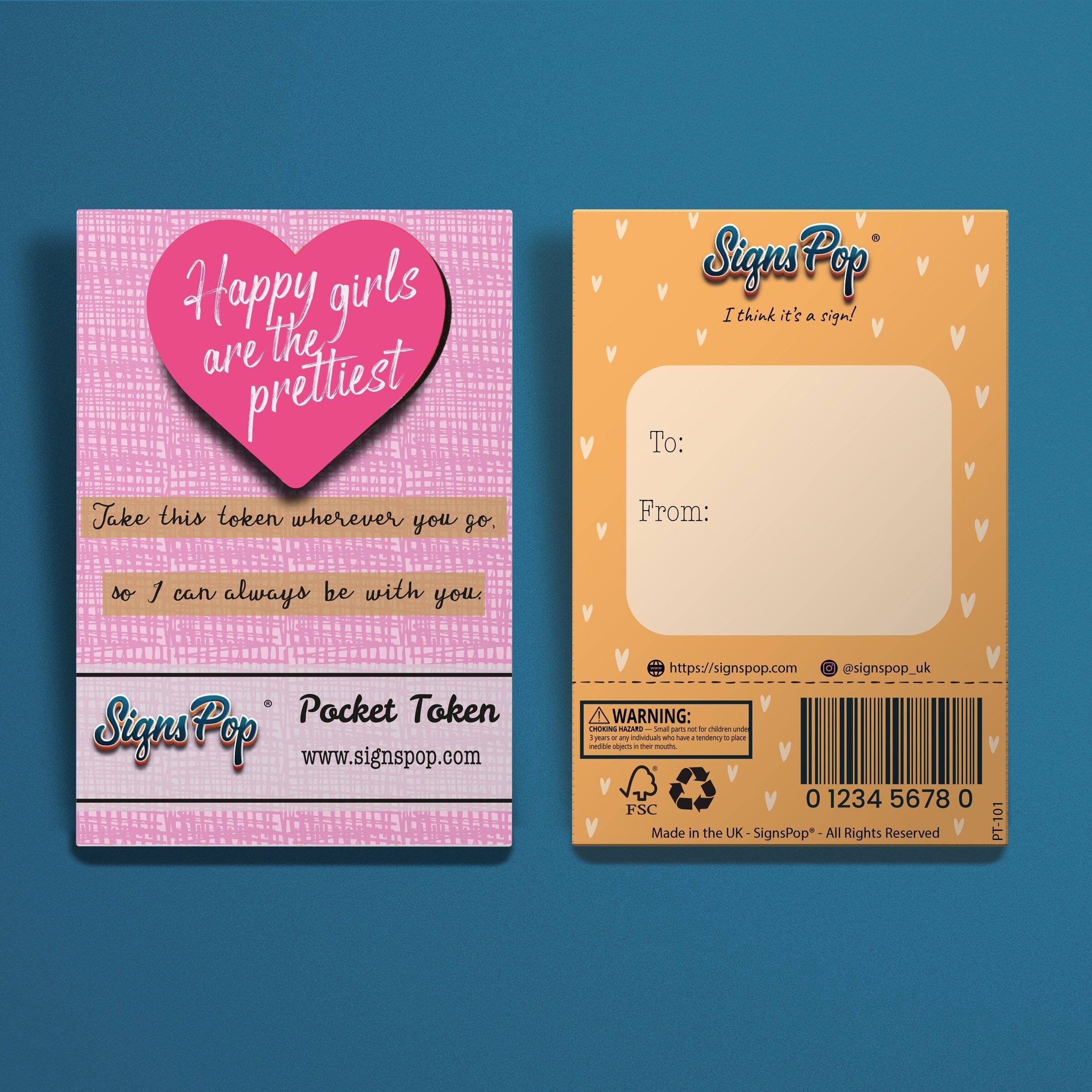 Kleine Taschen-Umarmungsmarken als Andenken für geliebte Menschen. Glückliche Mädchen sind die schönsten