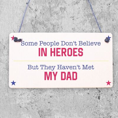 My Dad Is A Hero Dad Gift Hanging Plaque Fathers Day Sign Heart Plaque GrandadMöbel & Wohnen, Dekoration, Schilder & Tafeln!