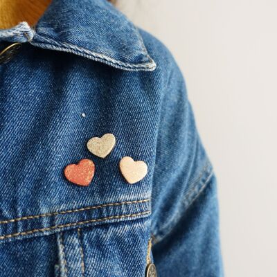 glittered leather heart pin - pink/red tones