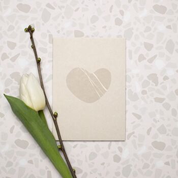 Carte coeur Saint Valentin, carte postale avec galet coeur, carte pour un mariage, pour les vœux de la Saint Valentin, comme message d'amour, coeur minimaliste 2