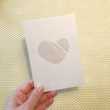 Carte coeur Saint Valentin, carte postale avec galet coeur, carte pour un mariage, pour les vœux de la Saint Valentin, comme message d'amour, coeur minimaliste 6