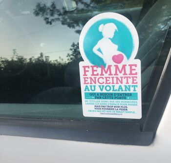 Sticker auto Femme Enceinte 3