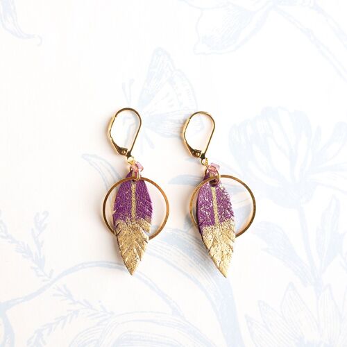 Boucles d'oreilles créoles plumes en cuir violet