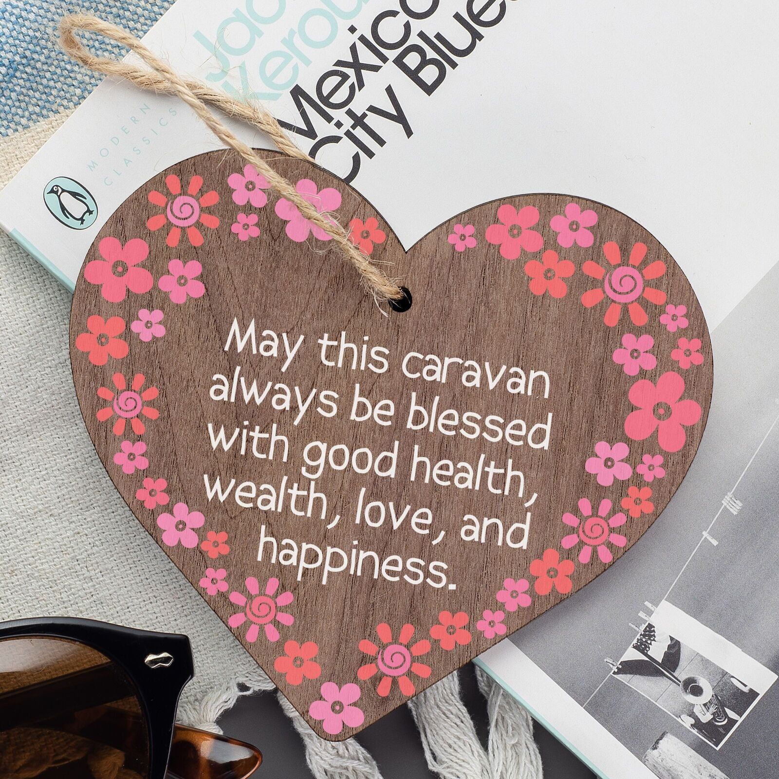 „May This Caravan Be Blessed“ Holzschild zum Aufhängen, Love, Shabby Chic, Geschenkschild