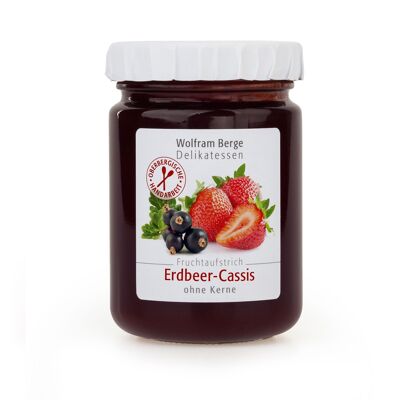 Strawberry with cassis fruit spread without seeds