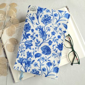 Couverture de livre florale bleue 1