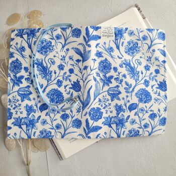Couverture de livre florale bleue 4