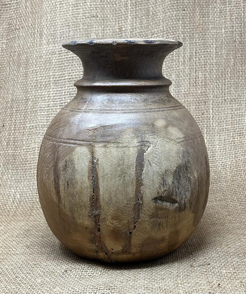 Vase vintage en teck KX3112