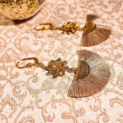 Lotus flower & pink beige gold fan earrings