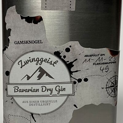 Gamsknokel Bavarian Dry Gin producida mediante el proceso Loden Dry Gin