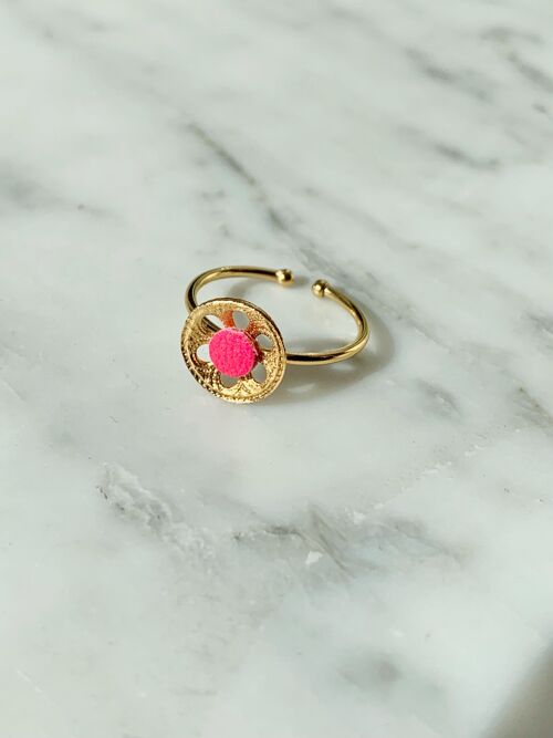 Bague Marguerite cuir rose fluo