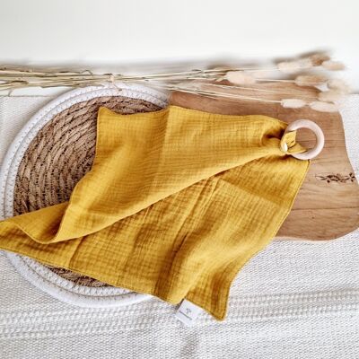 Cuddle cloth with beech teether - Yellow ocher