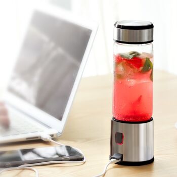 Rechargeable portable blender 2