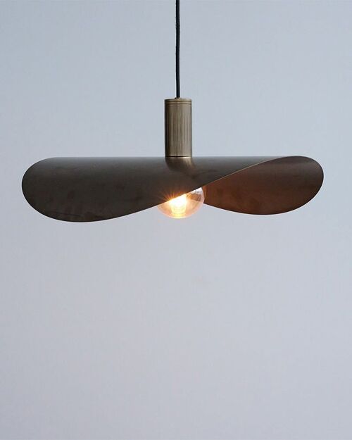 Leaf Pendant Lamp Medium | Browned Brass