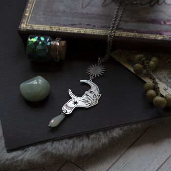 collier pendentif main et lune en acier inoxydable 3