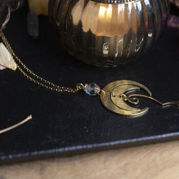 collier pendentif balai de sorcière en laiton 2