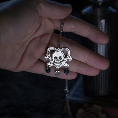 stainless steel skull pendant choker