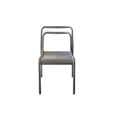 Calle8 Metallstuhl, Dunkelgrau matt lackiert, stapelbar, für den Außenbereich.