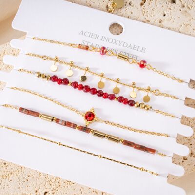 Bracelets multiples rouges à perles