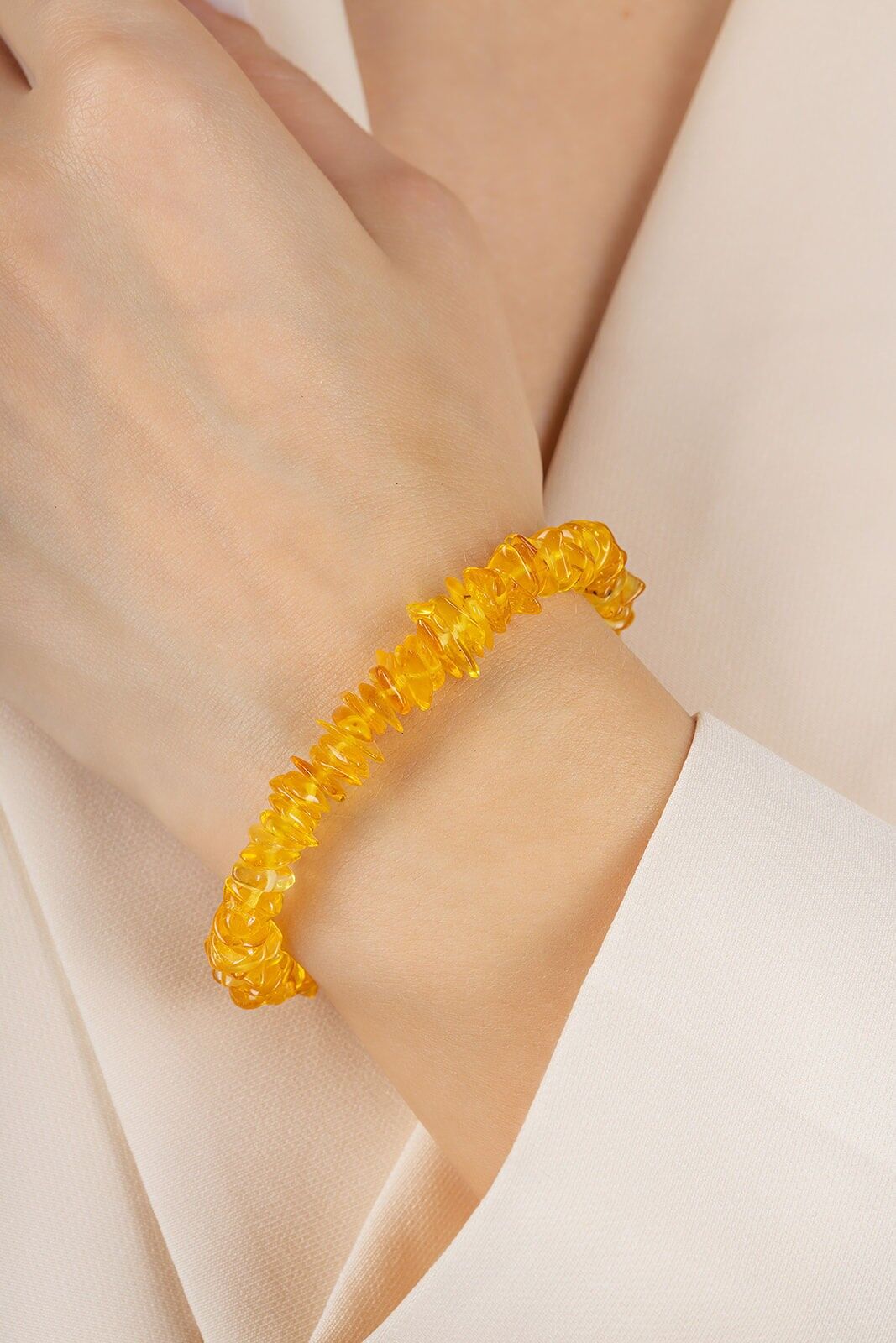 Bracciale in ambra con scaglie di limone