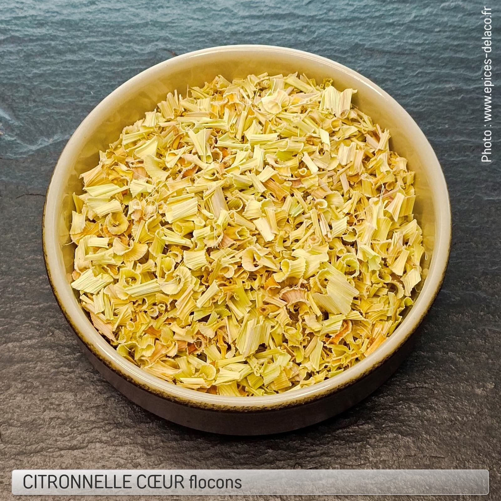 Fiocchi di CUORE DI LEMONGRASS - condimento, erba, spezia e aroma