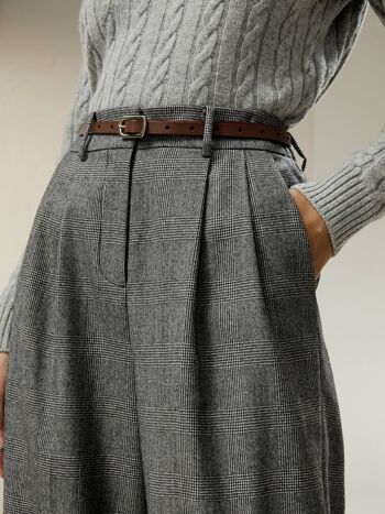 Pantalon de costume large en flanelle de laine 4