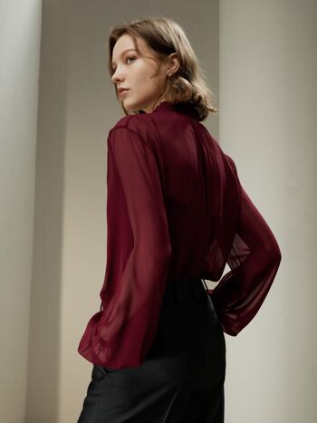 Blouse en georgette à col noué 2