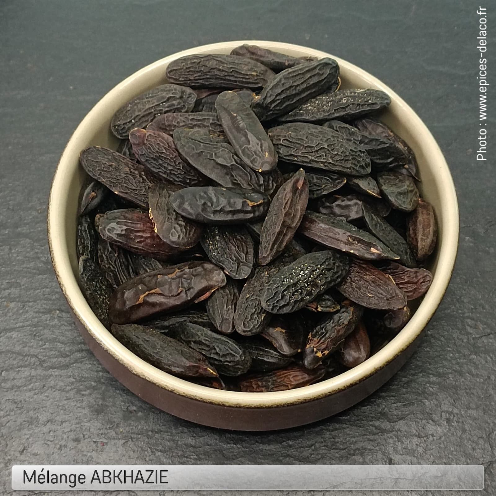 Fava tonka - condimento, erba, spezia e aroma