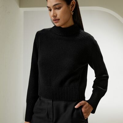 Wool and cashmere sweater with a ribbed collar and hem