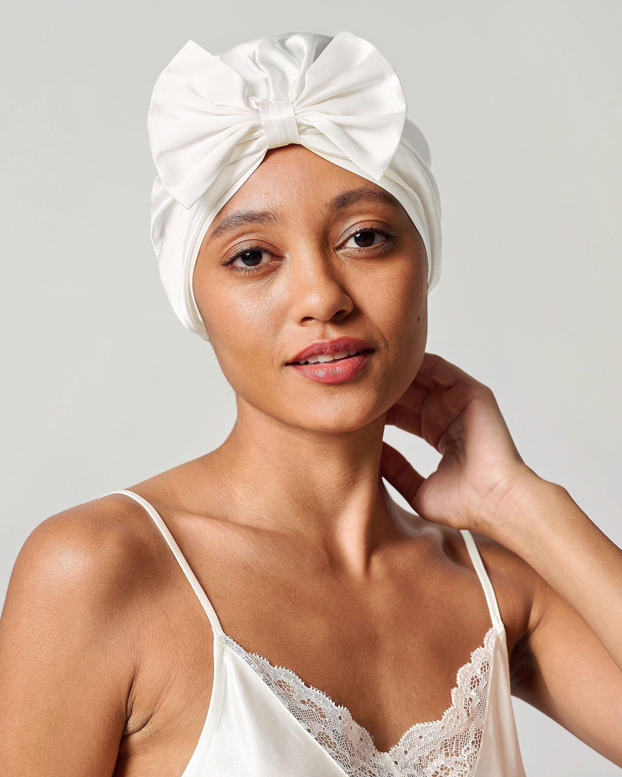 Berretto da notte vintage con nodo a fiocco