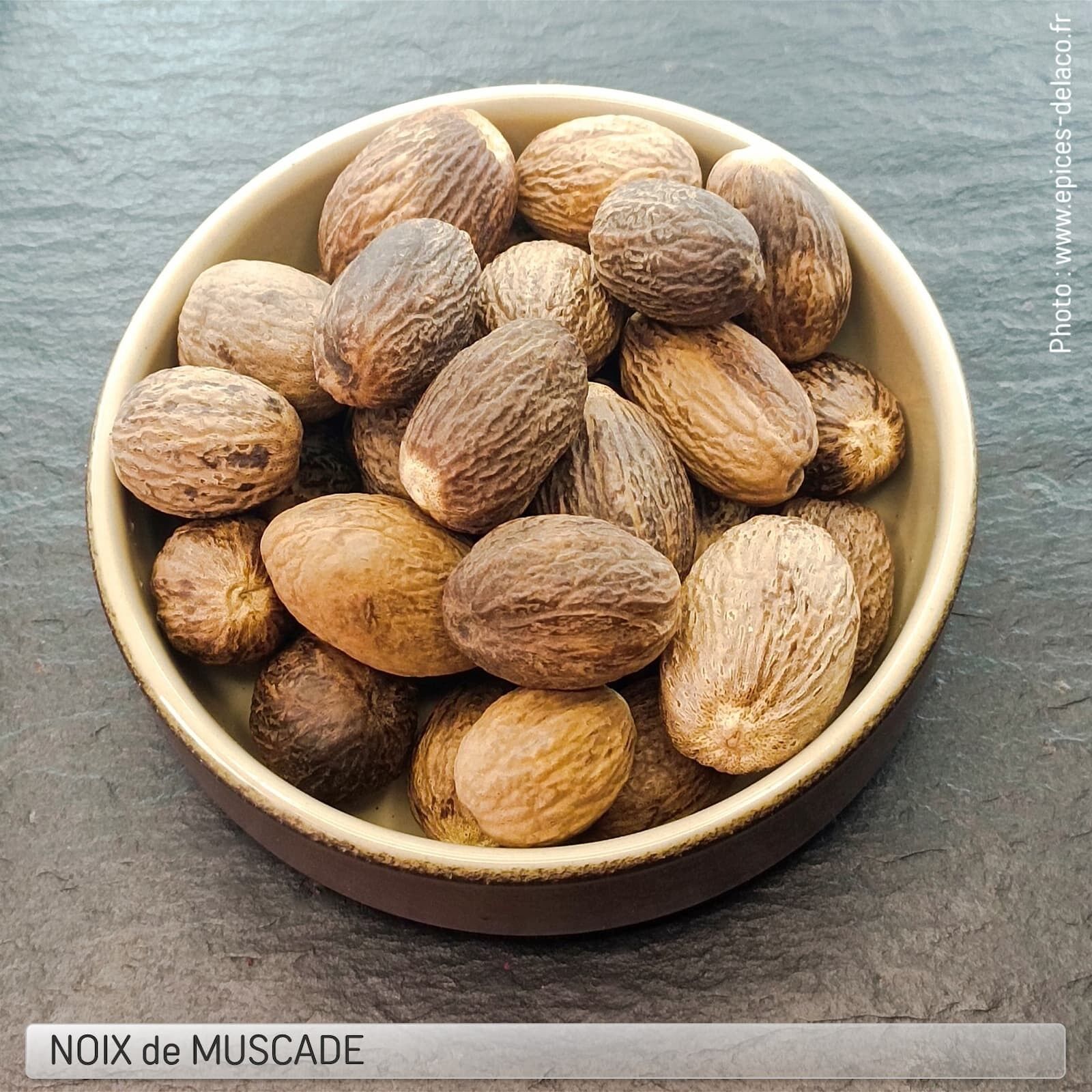 Noce moscata - condimento, erba, spezia e aroma