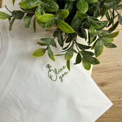 Embroidered T-shirt - Olive you