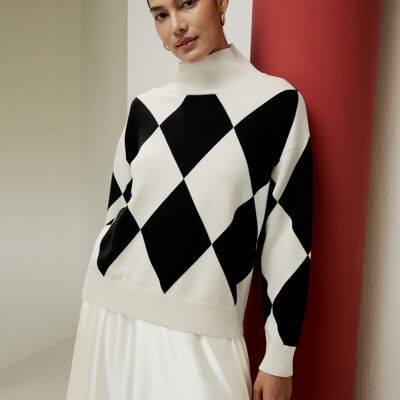 Preppy wool sweater with argyle pattern