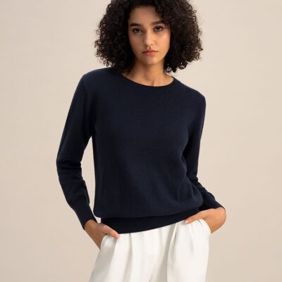 Round neck sweater made of baby cashmere