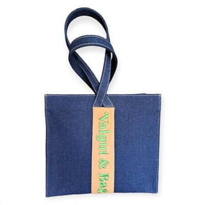 Borsa a mano Aiko in denim con dettaglio in nappa e ricamo Basil Green con manici centrali tipo shopping