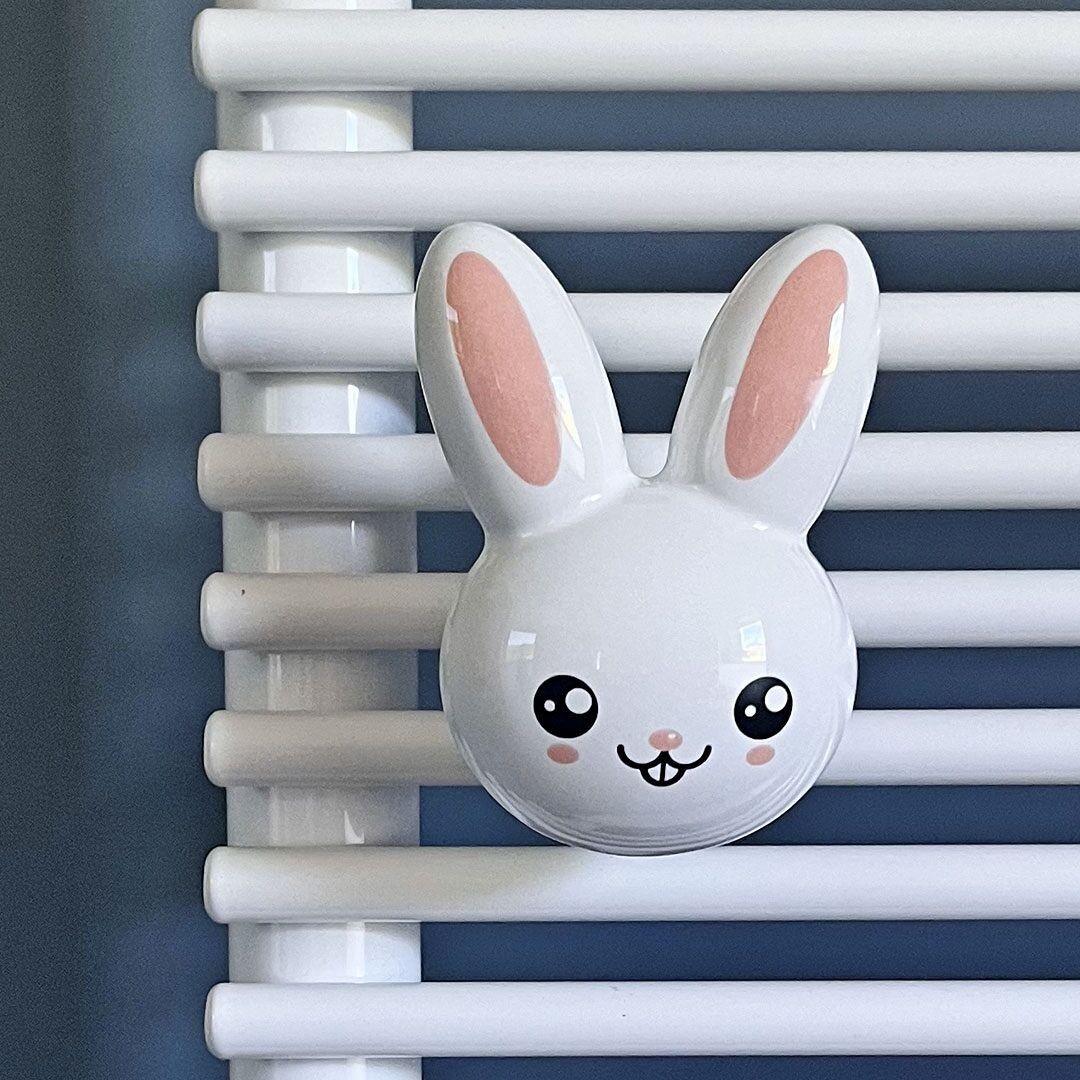 Uhren-Hasen-Aufhänger für Heizkörper und Handtuchwärmer