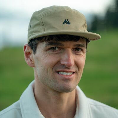 Cappellino 5 pannelli beige/nero