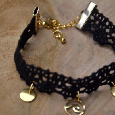 Boho bracelet - black lace & wave pendant