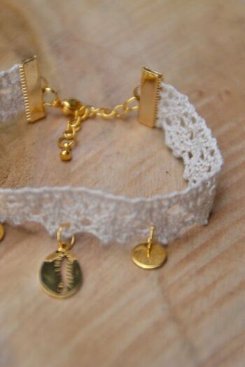 Bracelet boho - dentelle beige & coquillage cauri 3