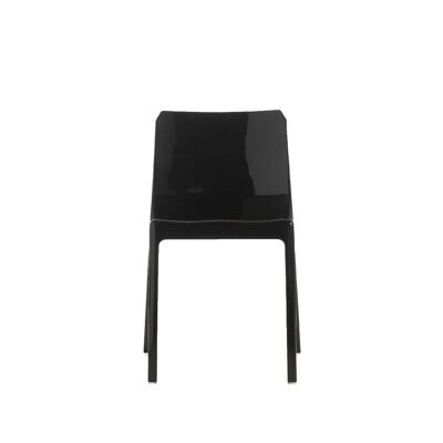 MI_AMI glossy black chair, stackable, for indoor and outdoor use.