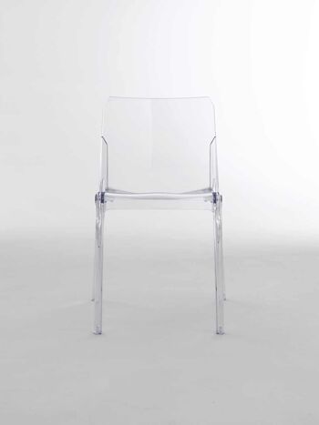 Chaise MI_AMI en polycarbonate transparent, empilable, pour usage intérieur et extérieur. 1