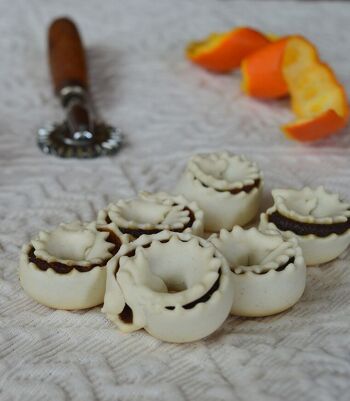 TIRIKEDDAS AU SAPA - Biscuits artisanaux traditionnels sardes fourrés au sapa de raisin rouge 2