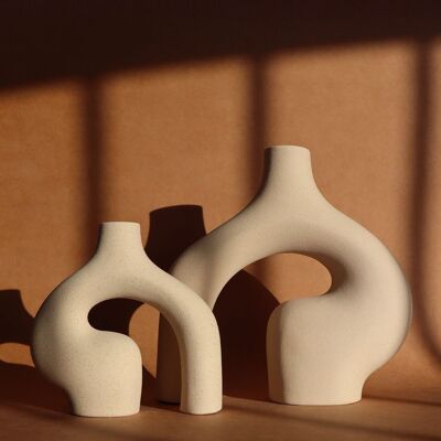 Duo aus Bridge-Keramikvasen